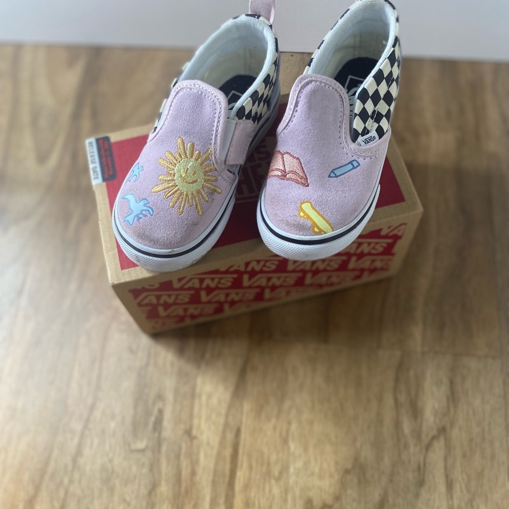 Kids vans worn once